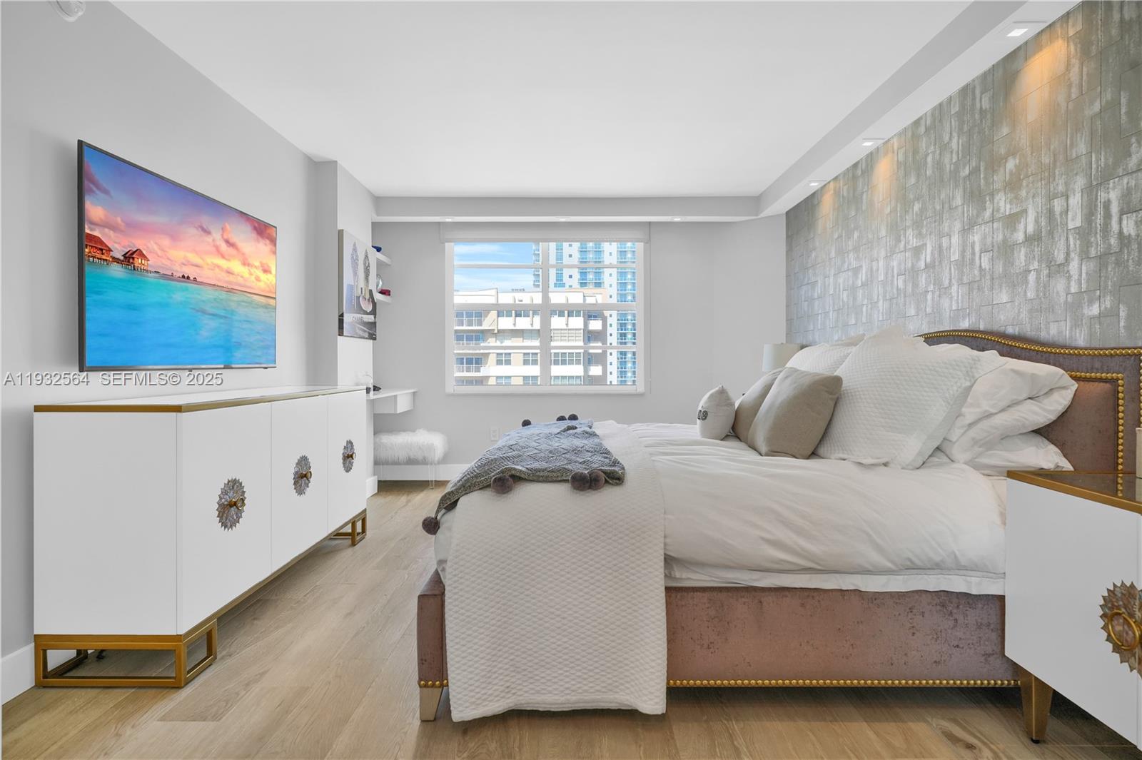 17F 2 / 2 1340 sq. ft. $ 2025-12-18 0 Photo