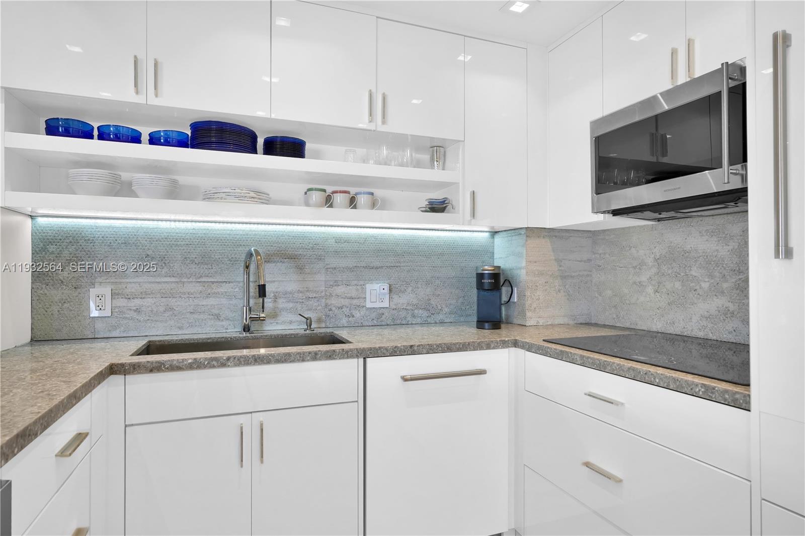 17F 2 / 2 1340 sq. ft. $ 2025-12-18 0 Photo