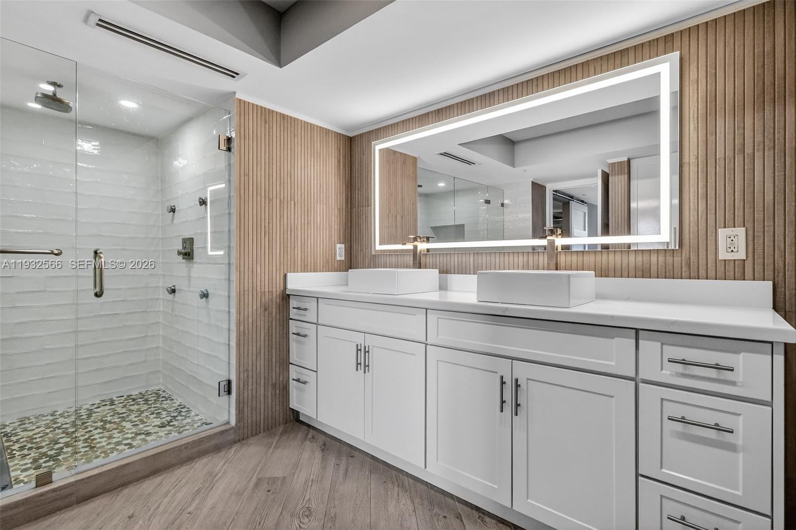 Photo of 16711 Collins Ave #808, Sunny Isles Beach, Florida, 33160 -