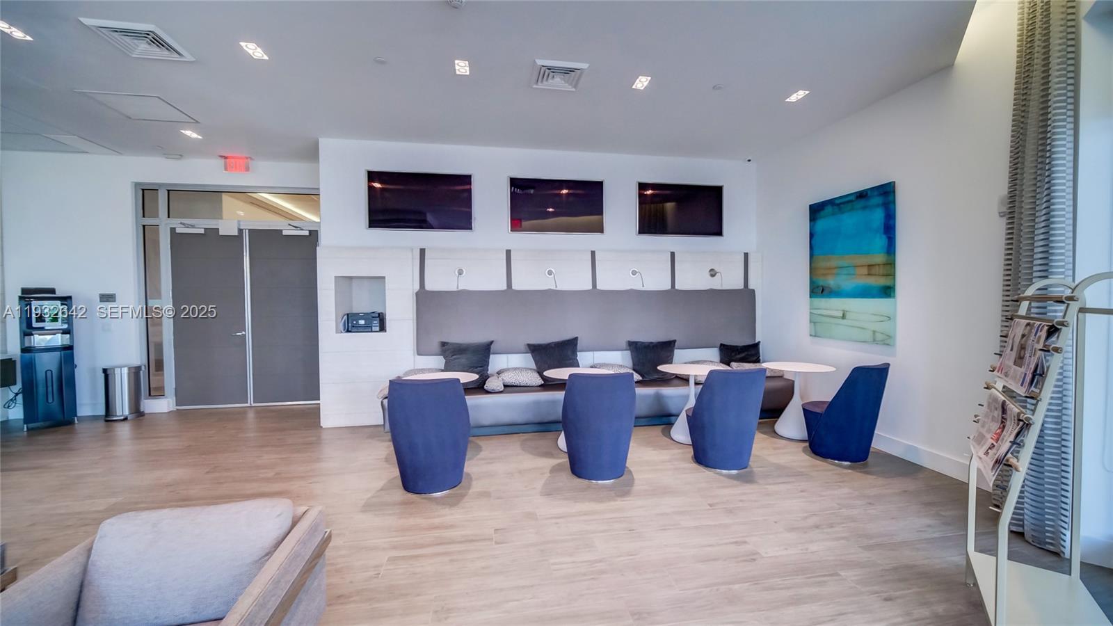 Photo of 17111 Biscayne Blvd  #410, North Miami Beach, Florida, 33160 - 