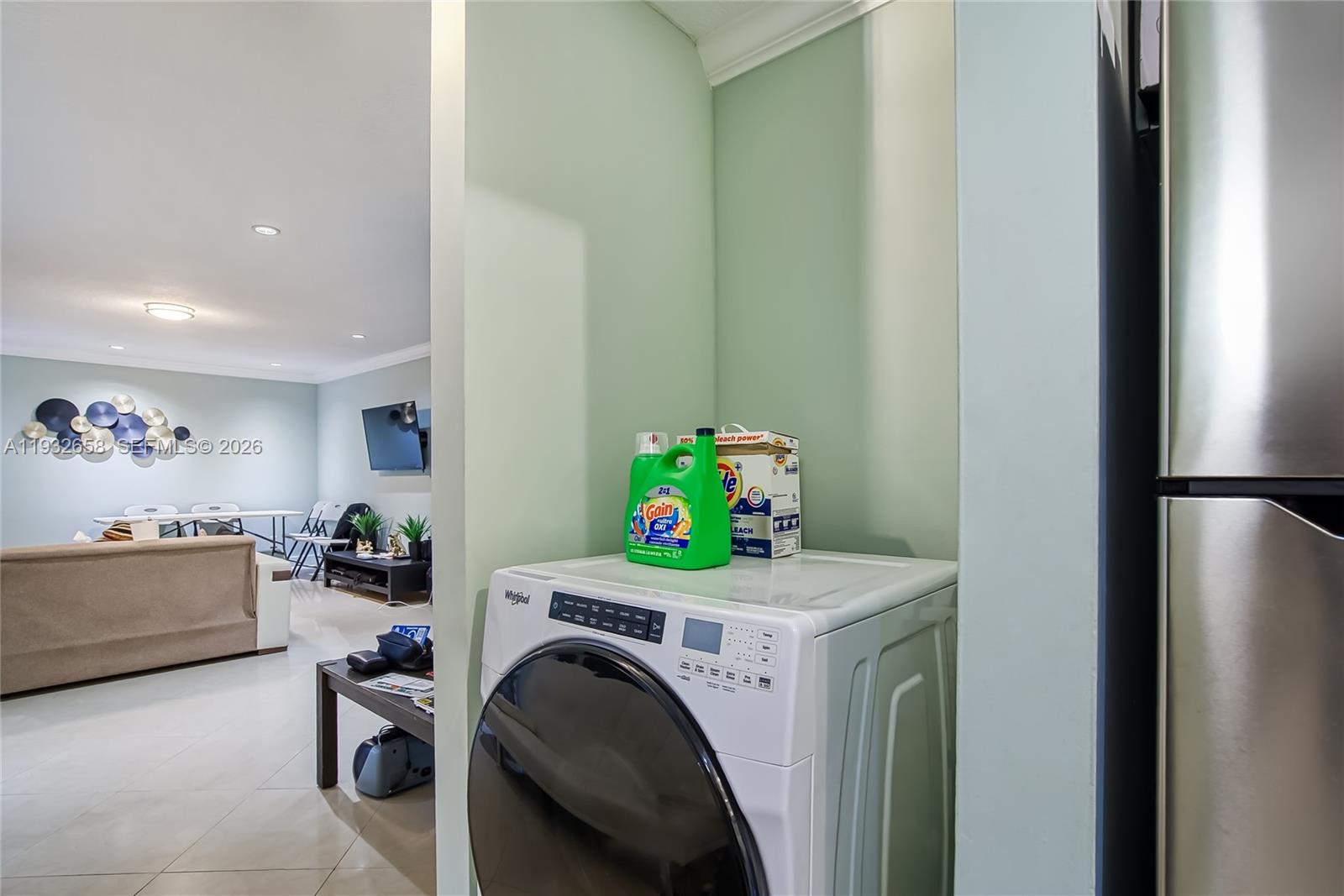   /  2280 sq. ft. $ 2025-12-18 0 Photo