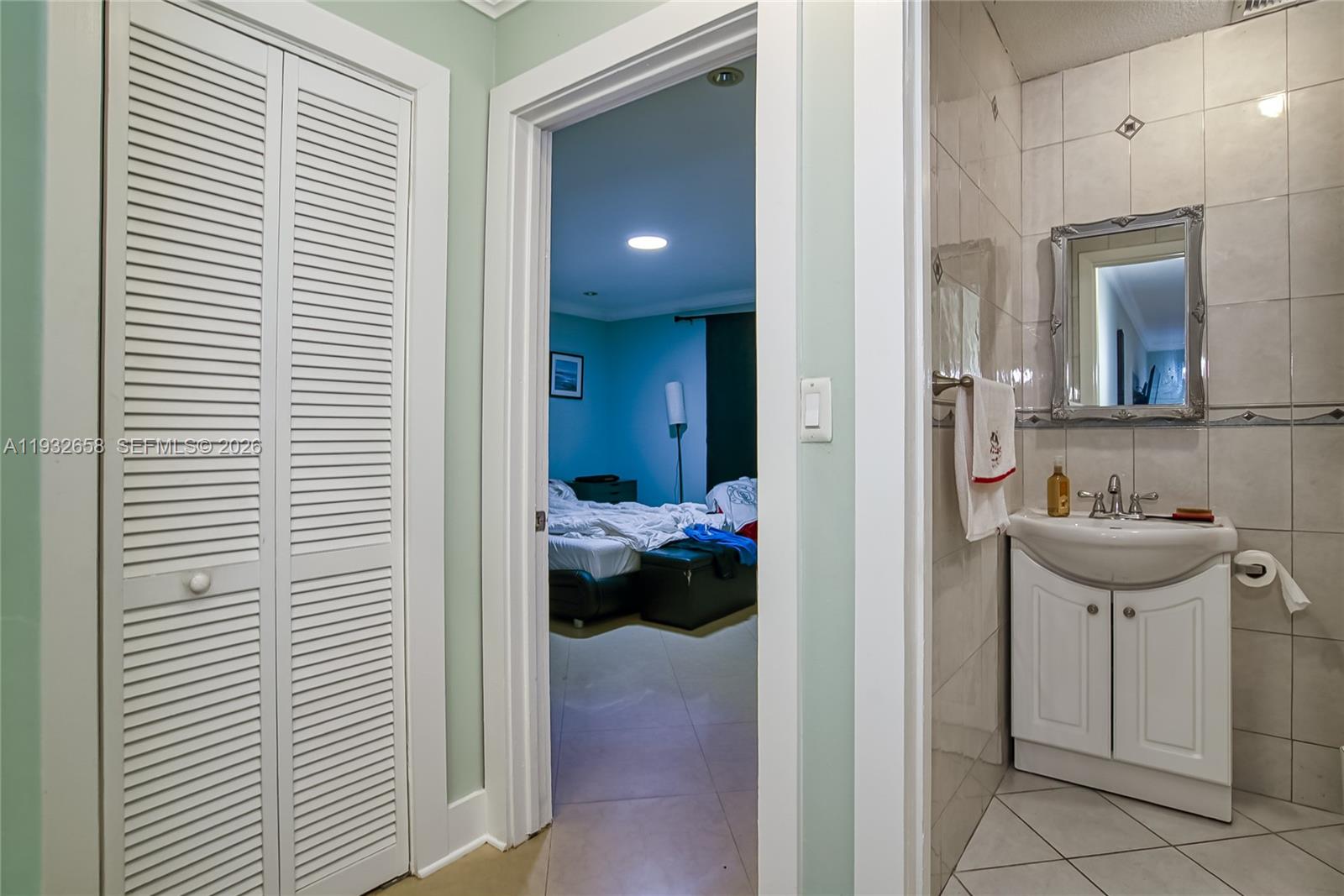   /  2280 sq. ft. $ 2025-12-18 0 Photo