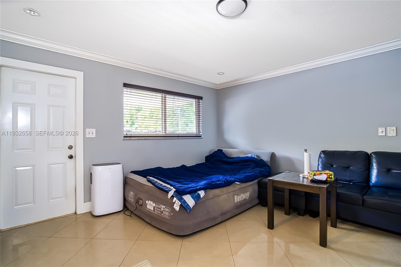   /  2280 sq. ft. $ 2025-12-18 0 Photo