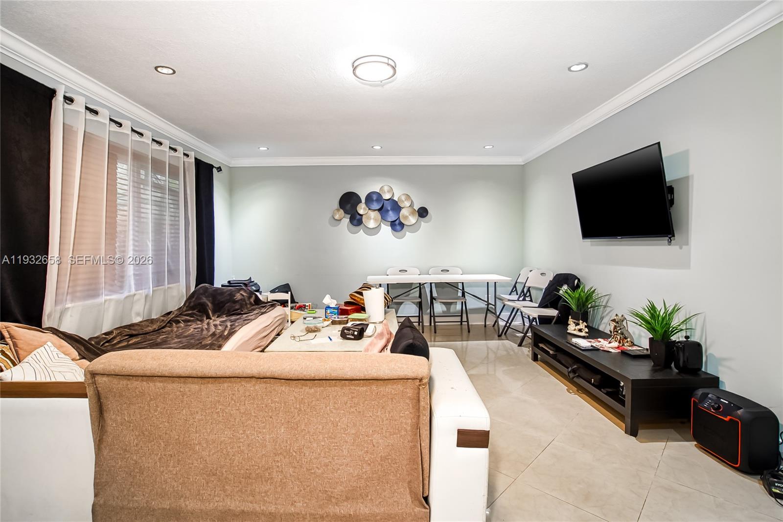   /  2280 sq. ft. $ 2025-12-18 0 Photo