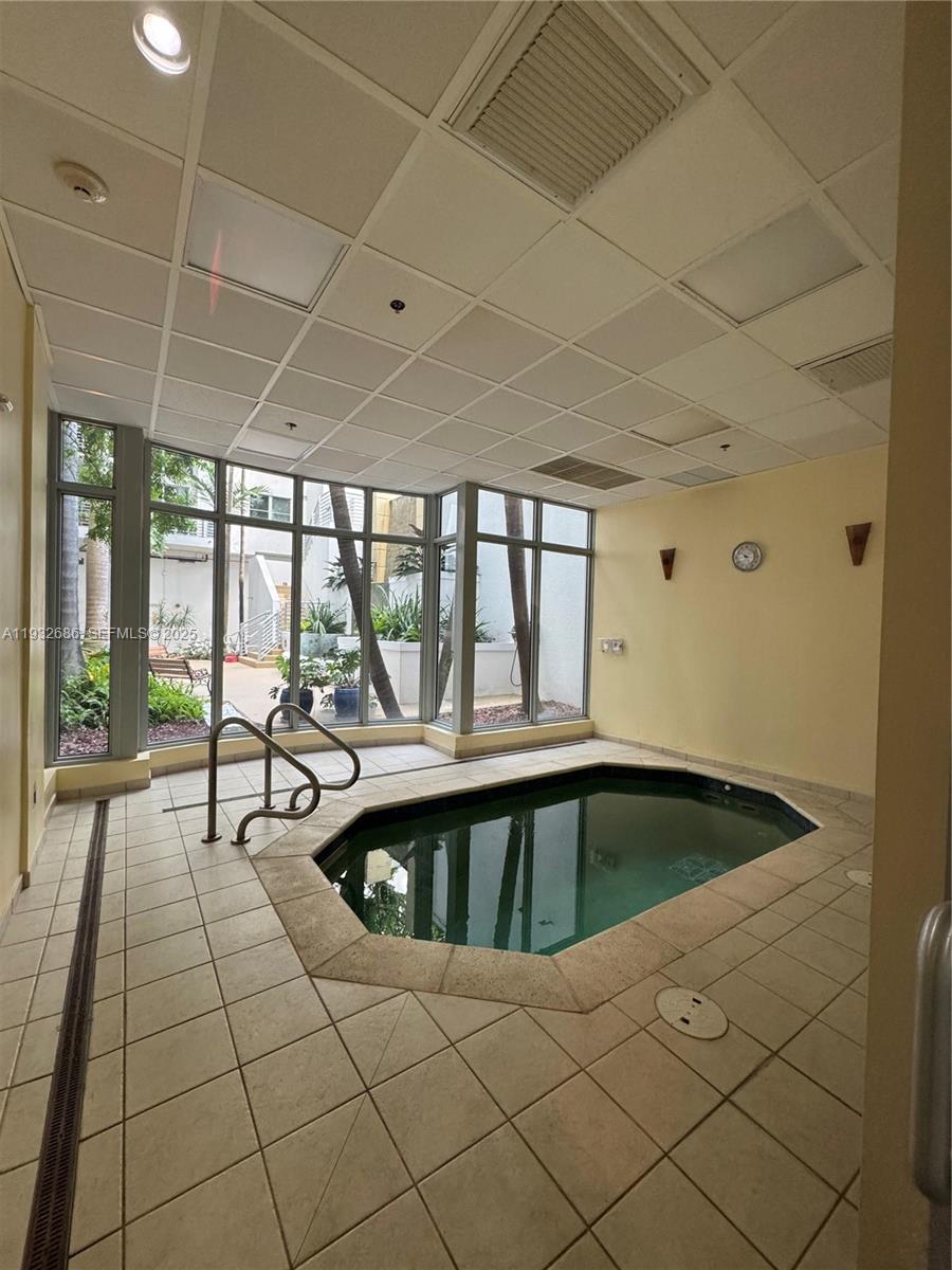 Photo of 1830 Radius Dr  #915, Hollywood, Florida, 33020 - 