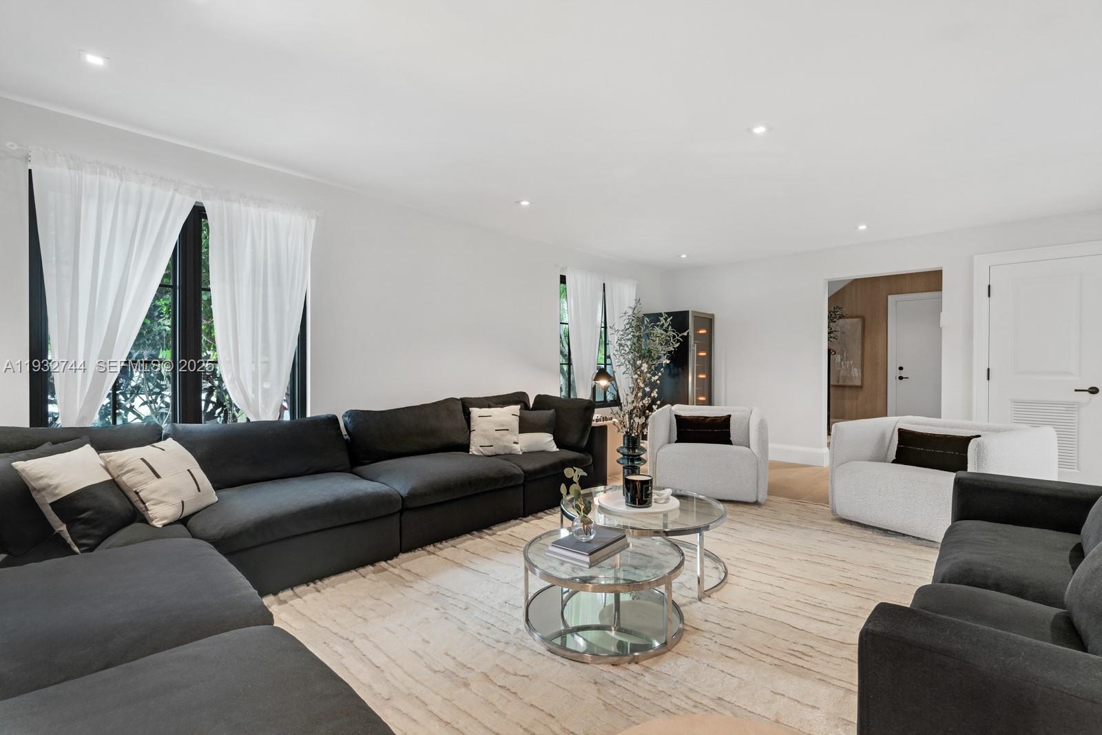 Photo of 115 Ocean Blvd  (115), Golden Beach, Florida, 33160 - 