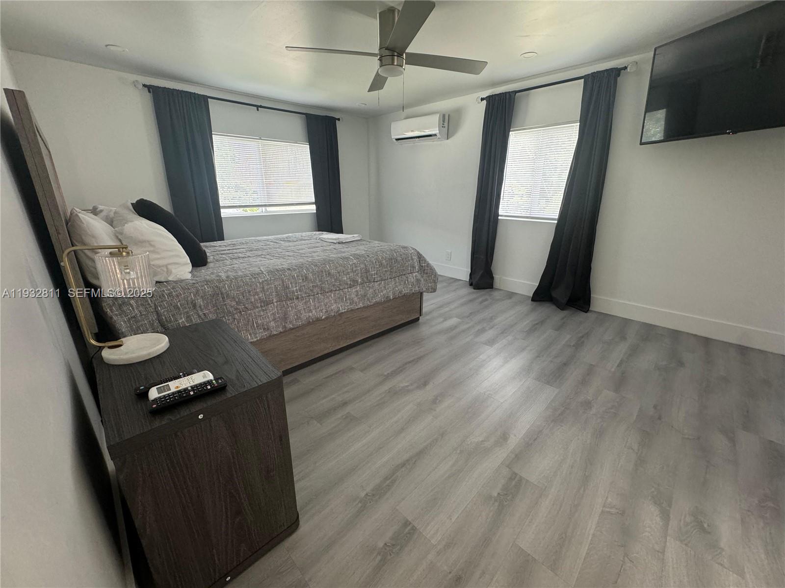   /   sq. ft. $ 2025-12-18 0 Photo