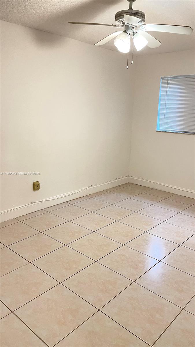   /  1982 sq. ft. $ 2025-12-18 0 Photo