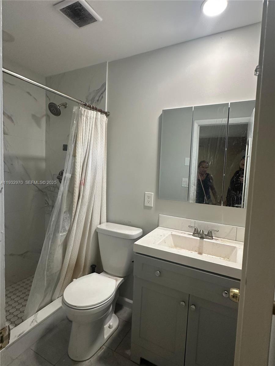   /  2845 sq. ft. $ 2025-12-18 0 Photo