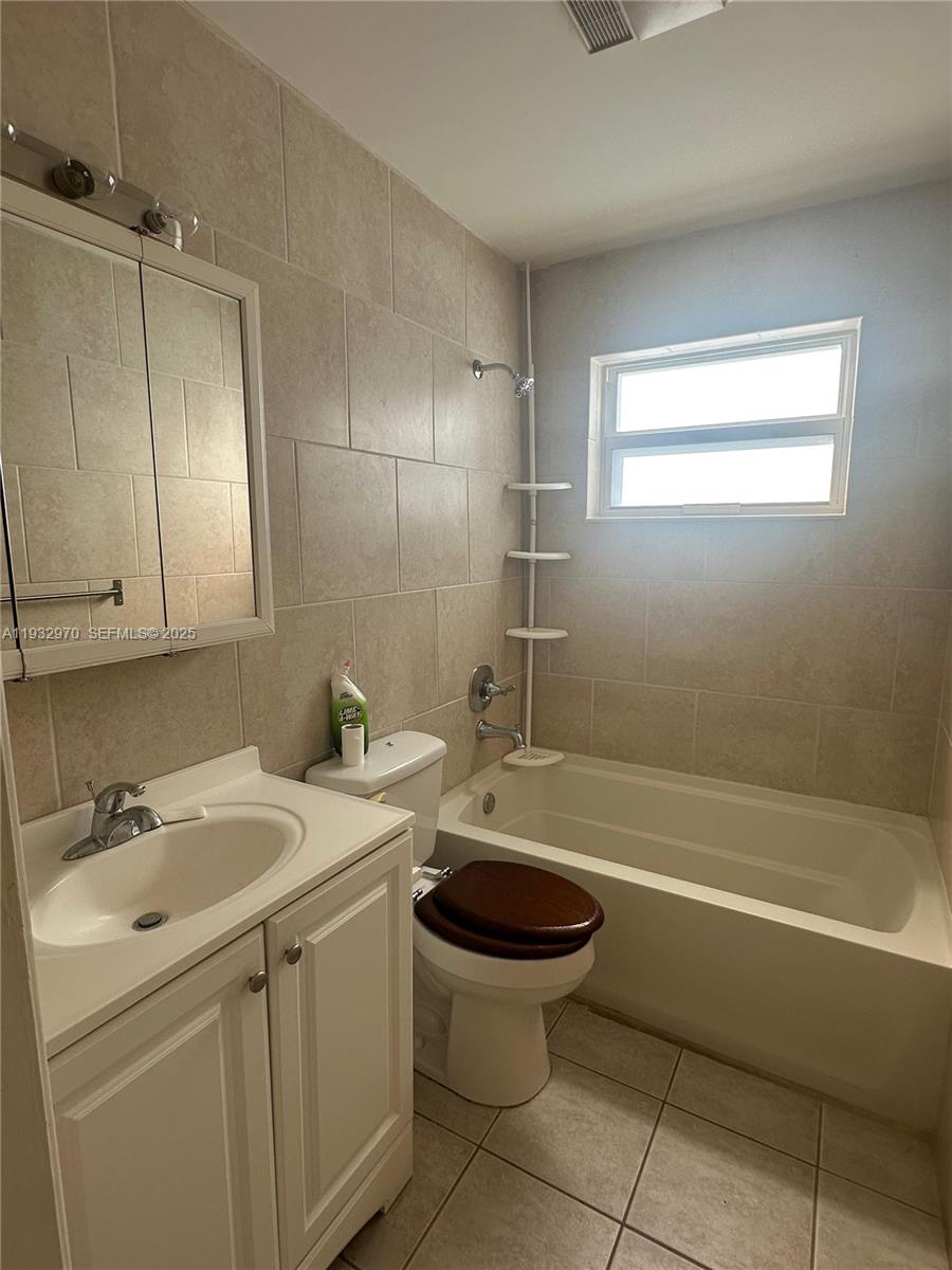   /  2845 sq. ft. $ 2025-12-18 0 Photo