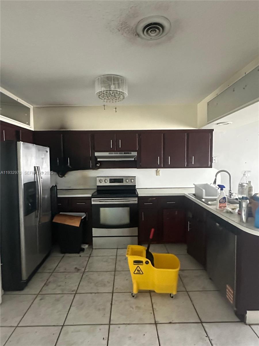   /  2845 sq. ft. $ 2025-12-18 0 Photo