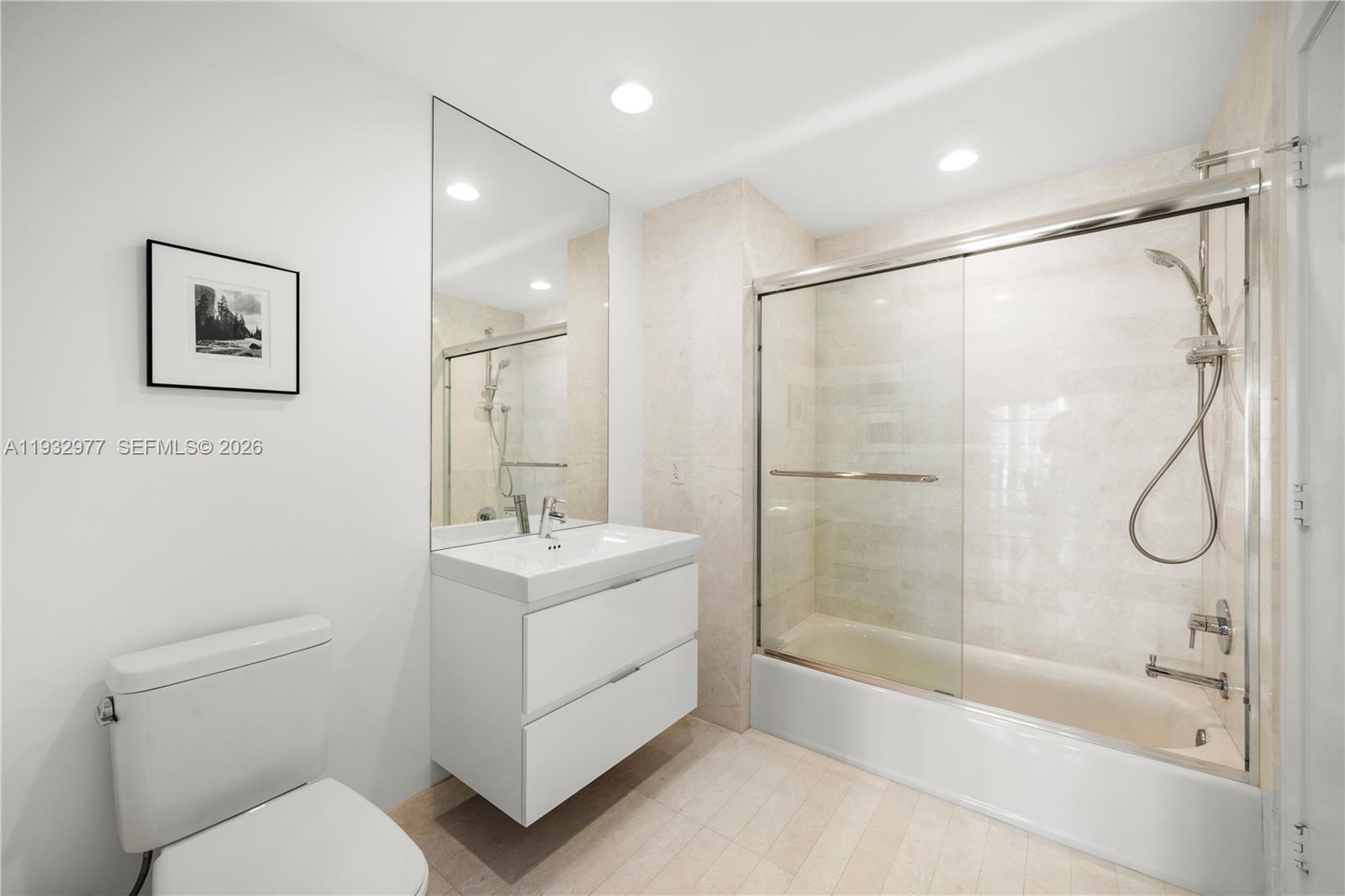 Photo of 17111 Biscayne Blvd  #803, North Miami Beach, Florida, 33160 - 