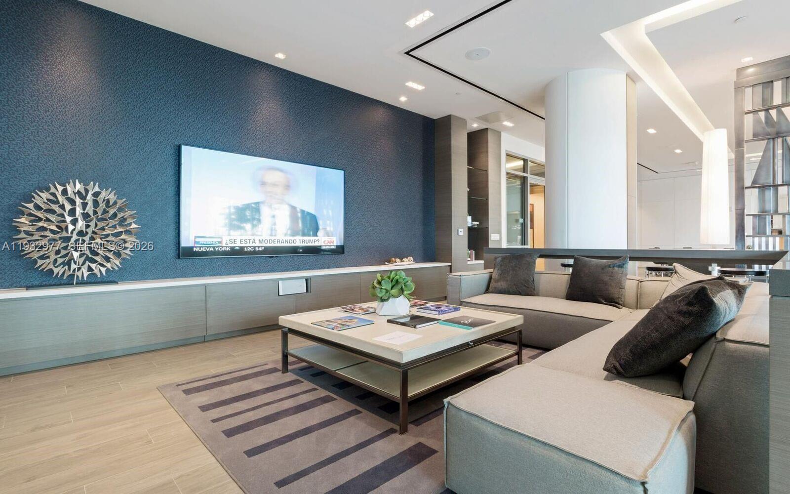 Photo of 17111 Biscayne Blvd  #803, North Miami Beach, Florida, 33160 - 