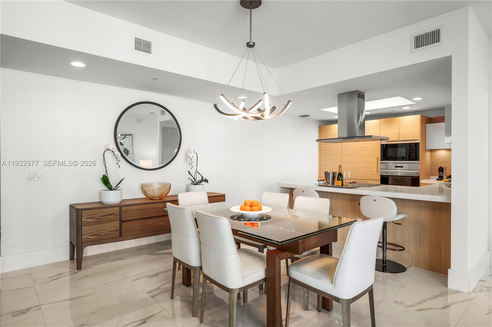 Photo of 17111 Biscayne Blvd  #803, North Miami Beach, Florida, 33160 - 