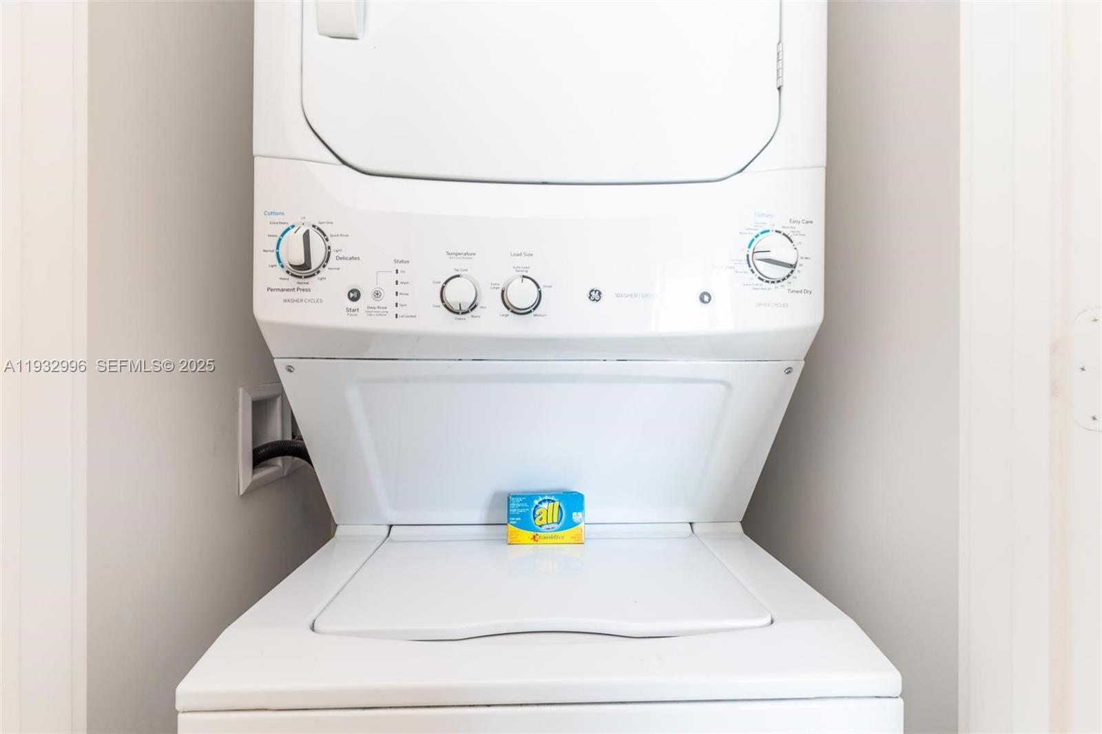 See details 1910 1 / 1 850 sq. ft. $ 2025-12-18 0 Photo