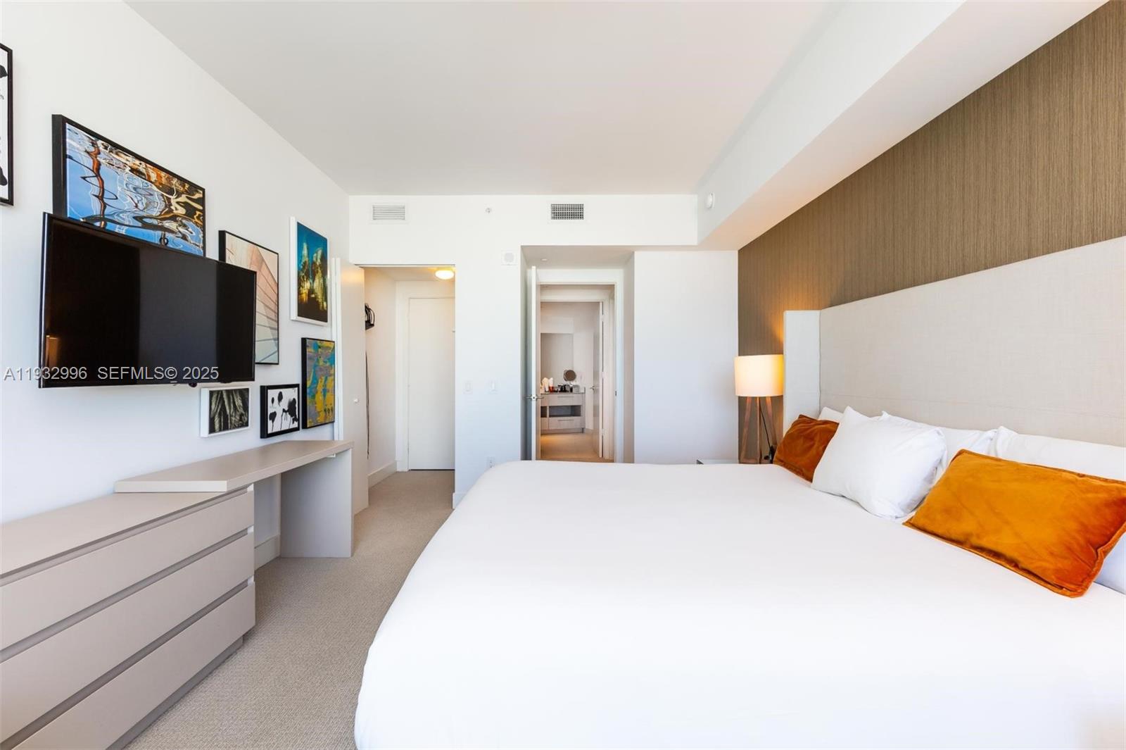 See details 1910 1 / 1 850 sq. ft. $ 2025-12-18 0 Photo