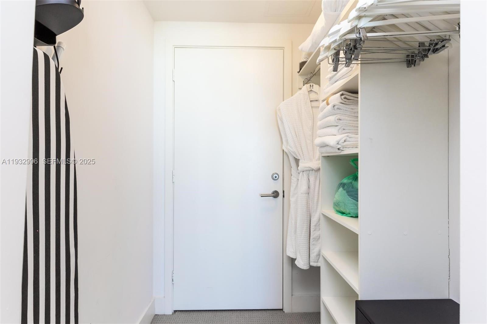 See details 1910 1 / 1 850 sq. ft. $ 2025-12-18 0 Photo