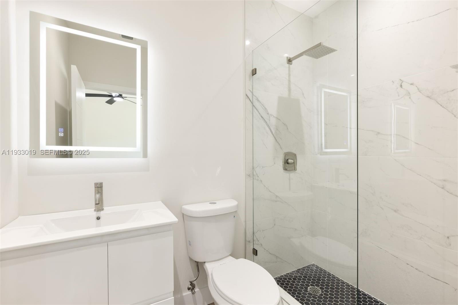   /  2800 sq. ft. $ 2025-12-18 0 Photo