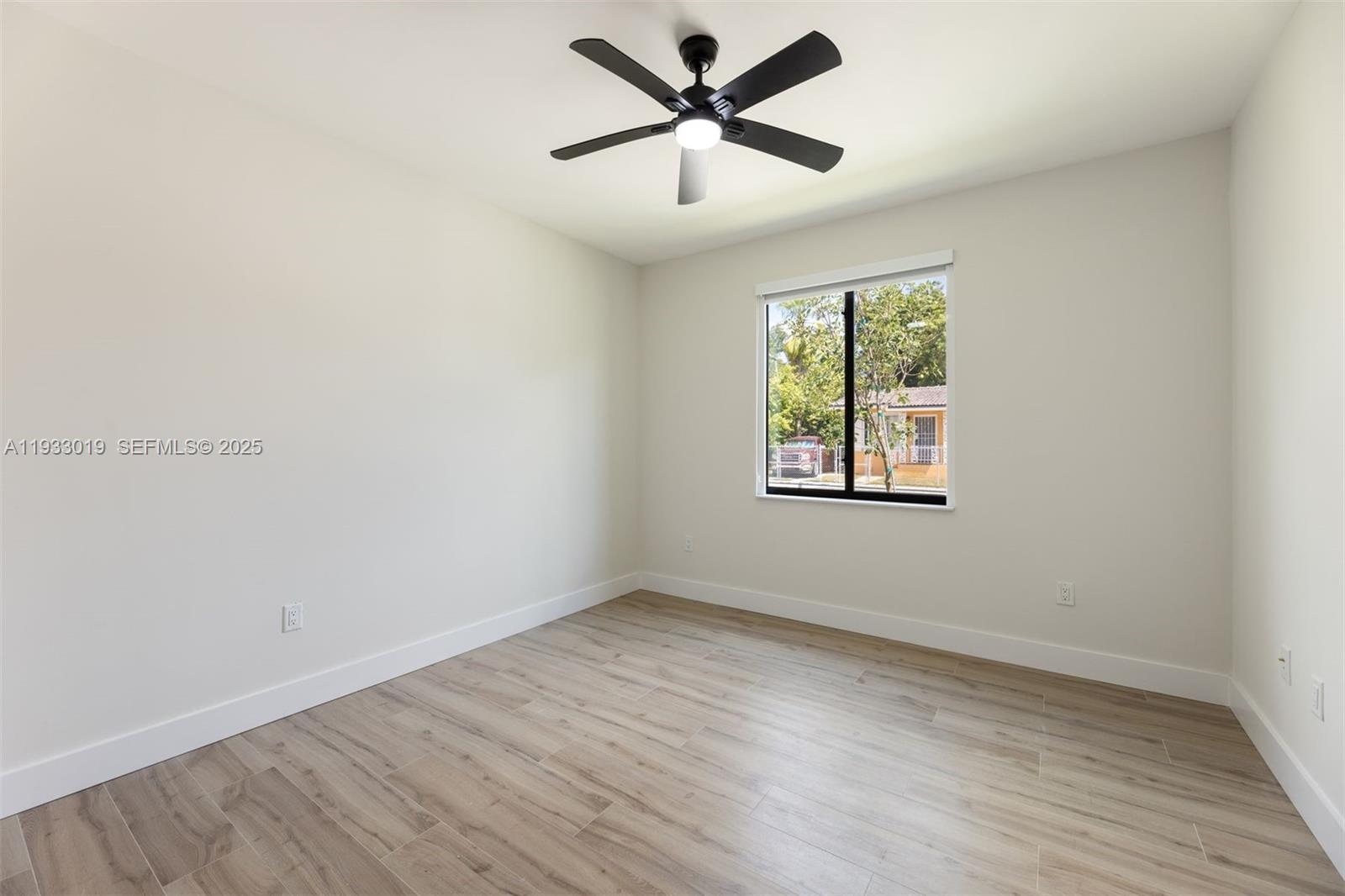   /  2800 sq. ft. $ 2025-12-18 0 Photo