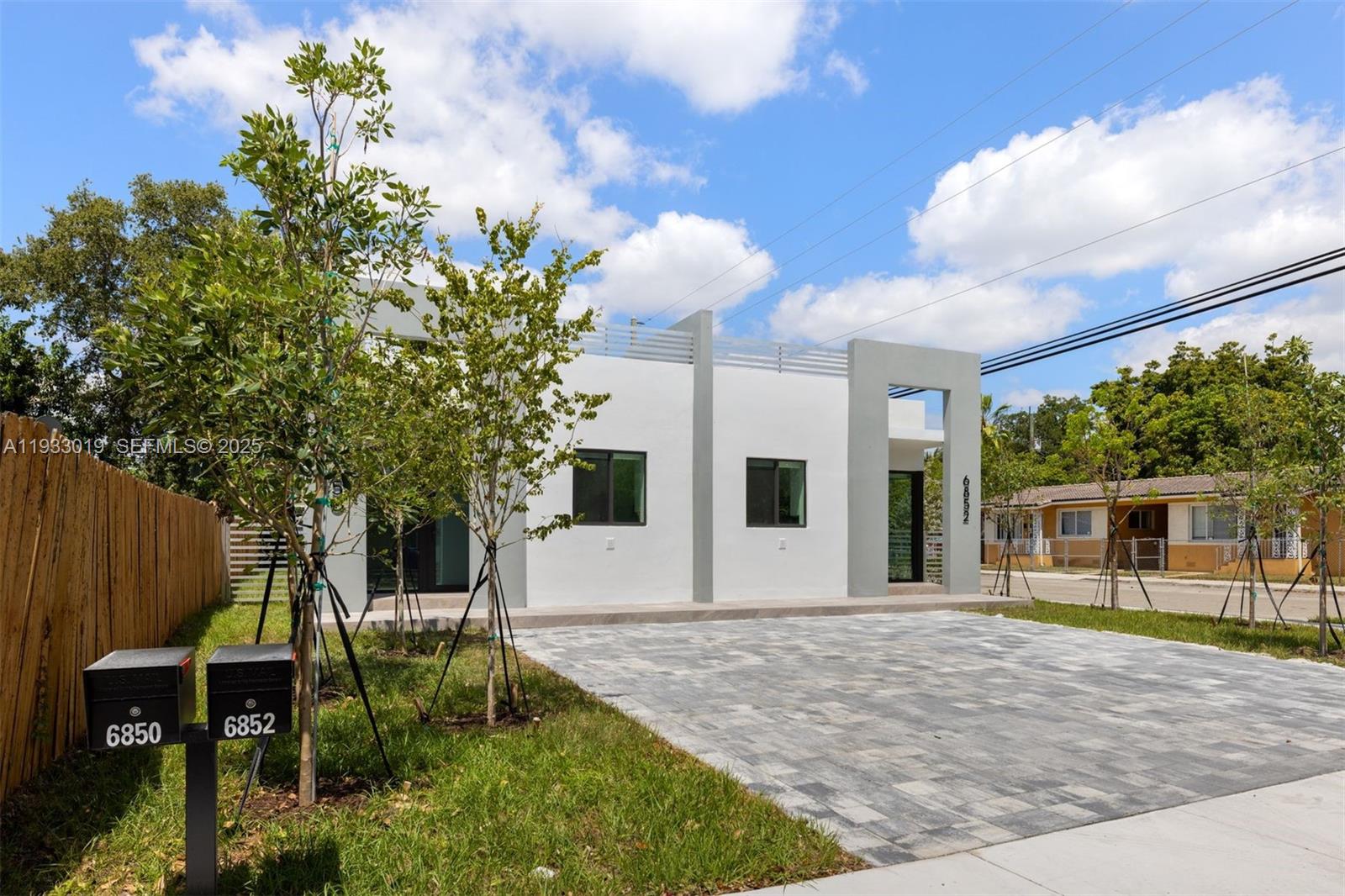   /  2800 sq. ft. $ 2025-12-18 0 Photo