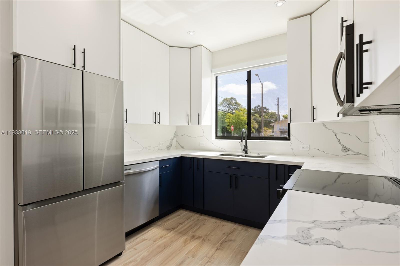   /  2800 sq. ft. $ 2025-12-18 0 Photo