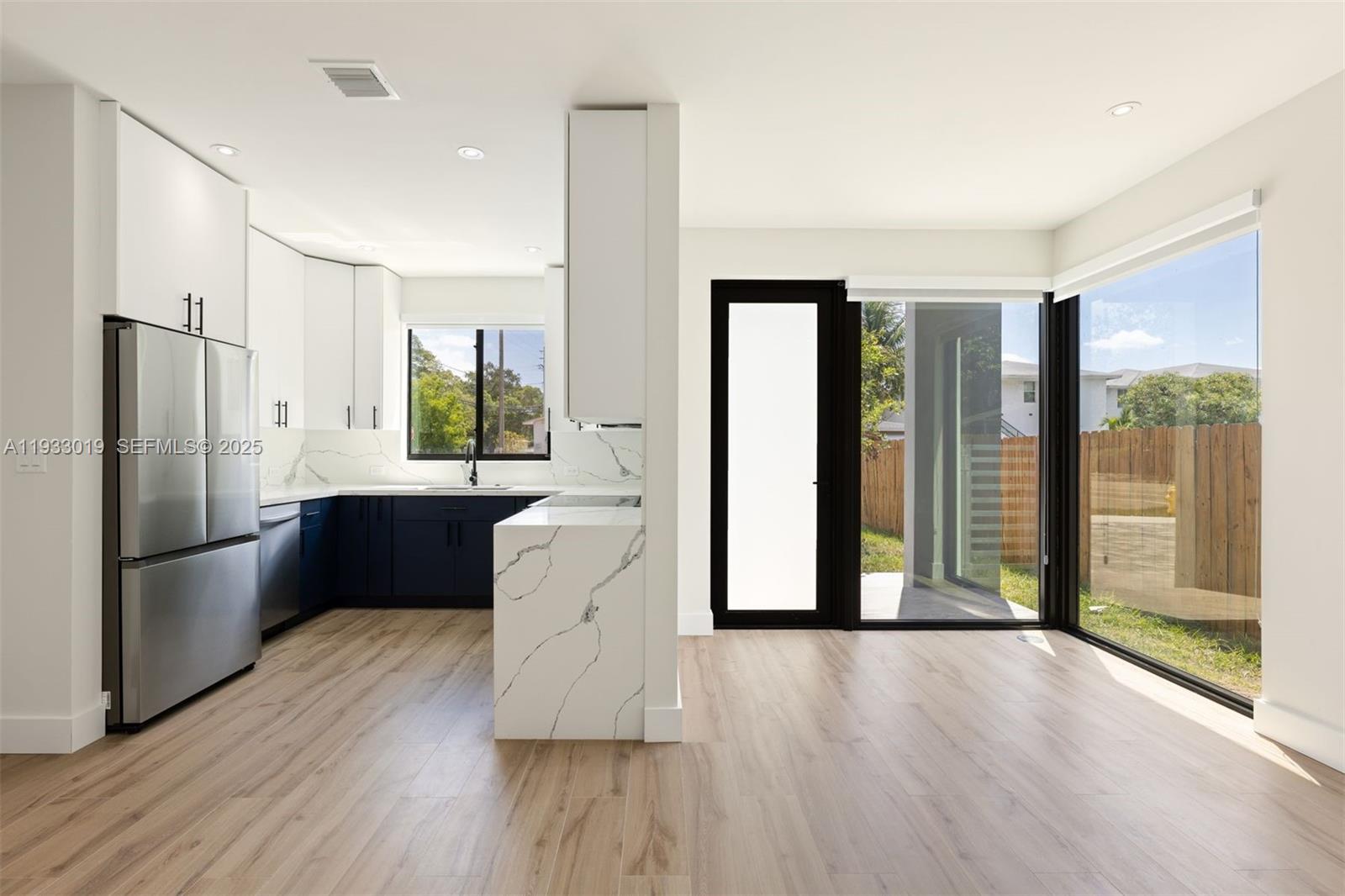   /  2800 sq. ft. $ 2025-12-18 0 Photo