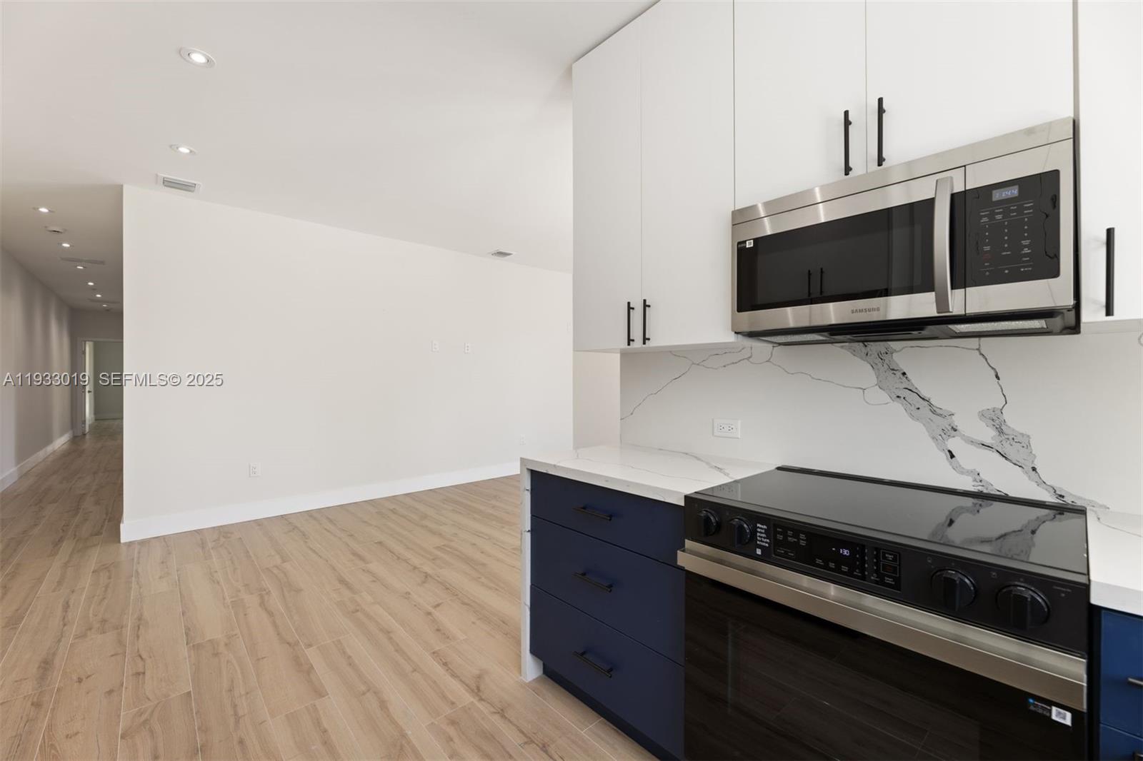   /  2800 sq. ft. $ 2025-12-18 0 Photo