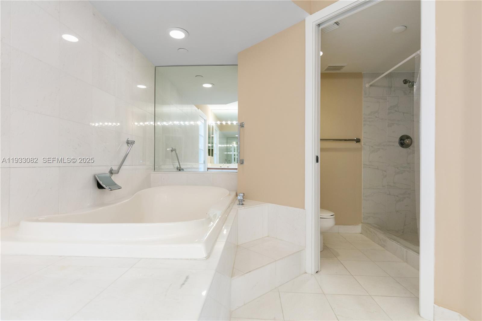 Photo of 3500 Mystic Pointe Dr  #2603, Aventura, Florida, 33180 - 