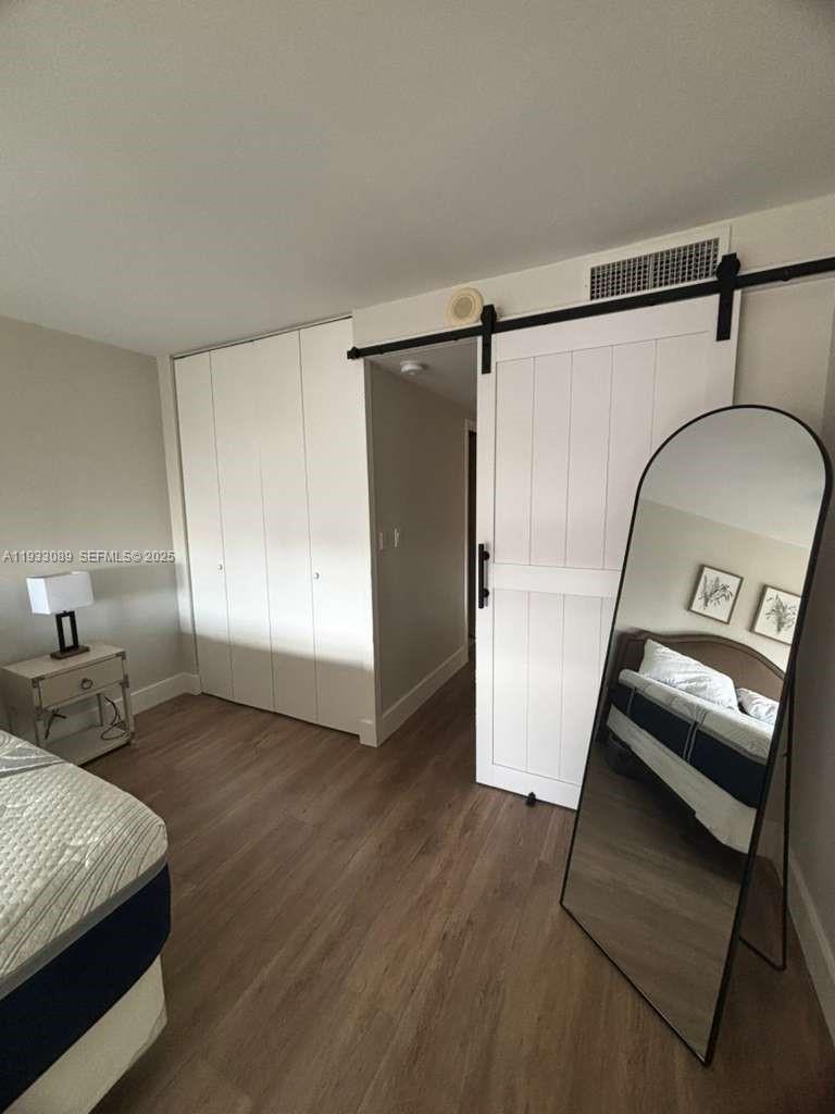 1215 2 / 2 943 sq. ft. $ 2026-01-05 0 foto