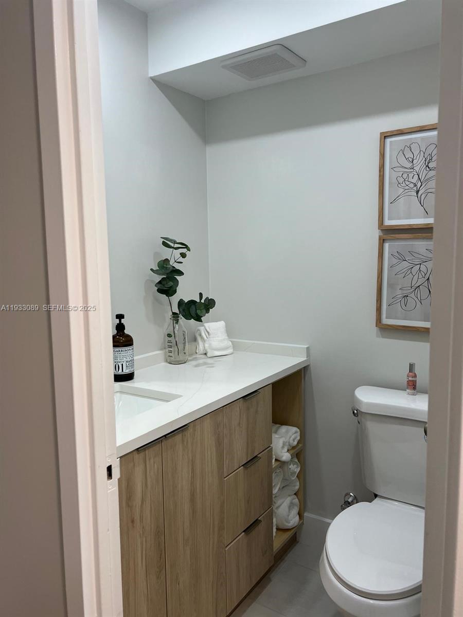 1215 2 / 2 943 sq. ft. $ 2026-01-05 0 foto