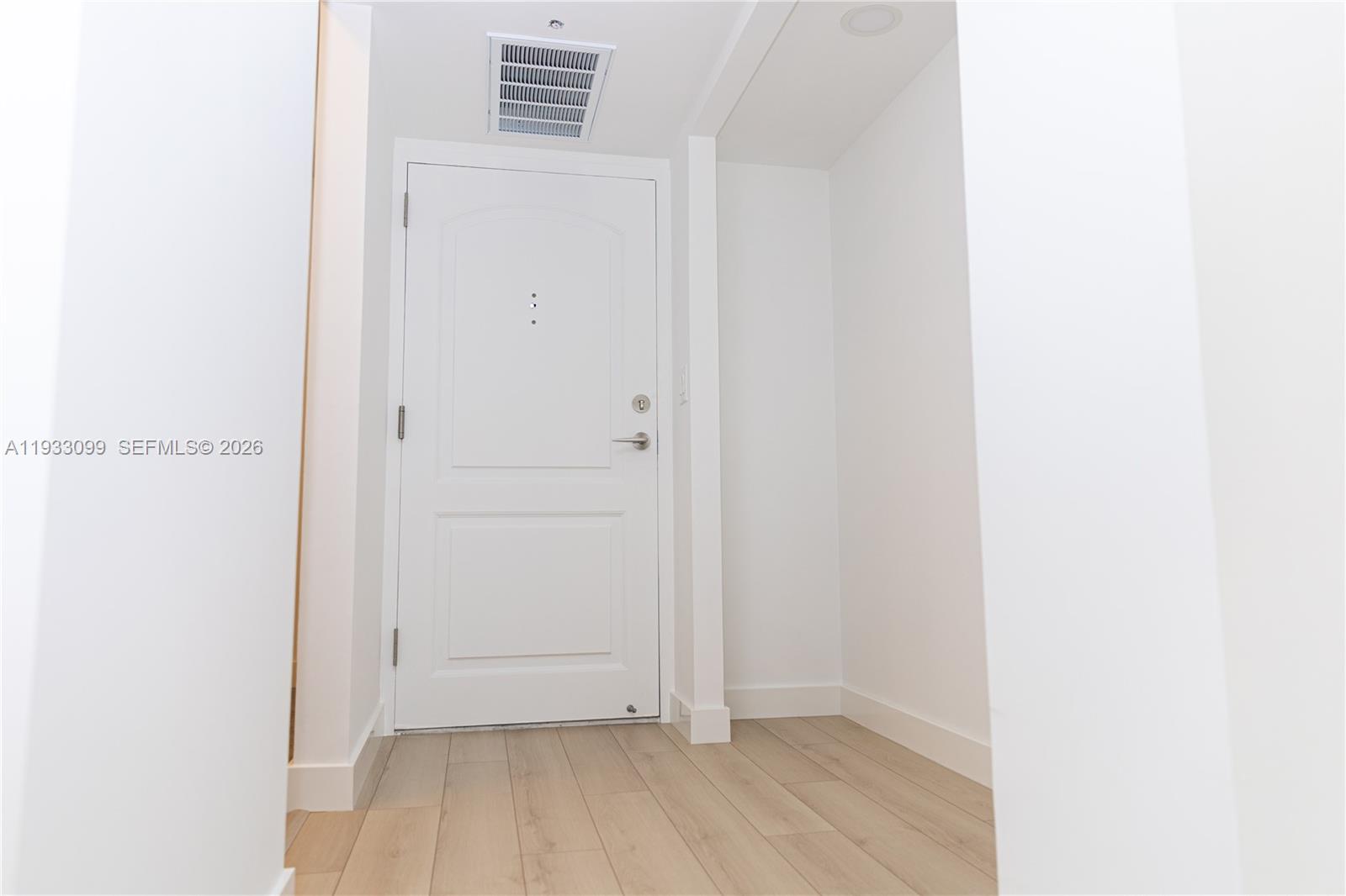 Photo of 3625 Country Club Dr  #309, Aventura, Florida, 33180 - 