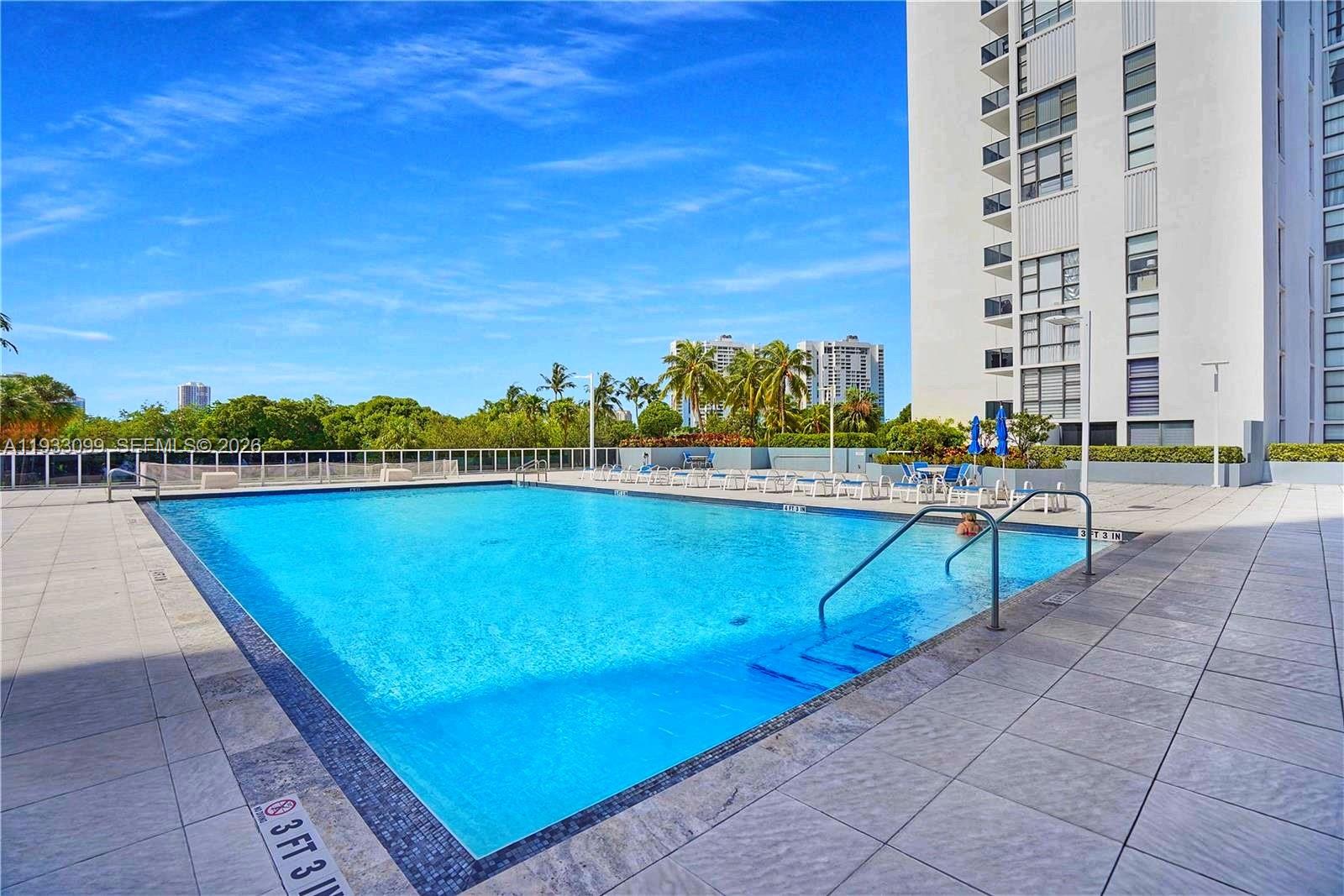 Photo of 3625 Country Club Dr  #309, Aventura, Florida, 33180 - 