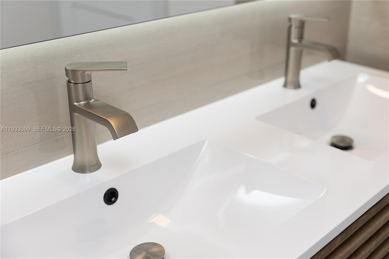 Photo of 3625 Country Club Dr  #309, Aventura, Florida, 33180 - 