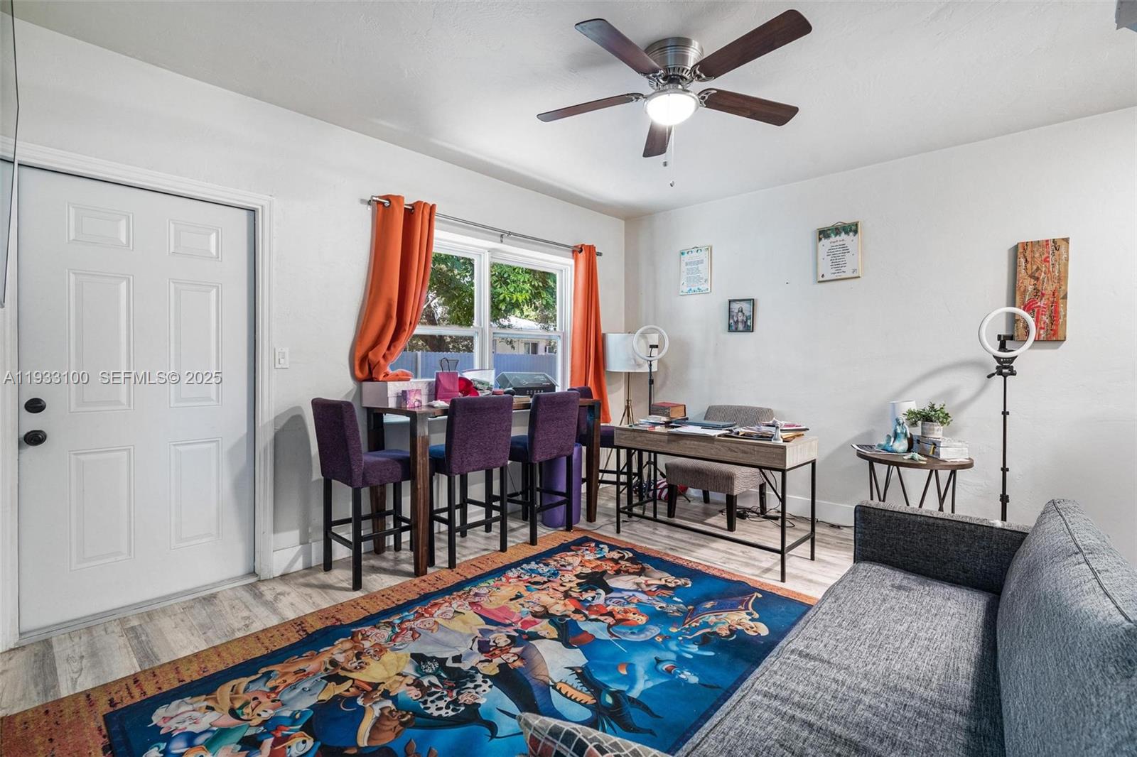   /  2294 sq. ft. $ 2025-12-18 0 foto