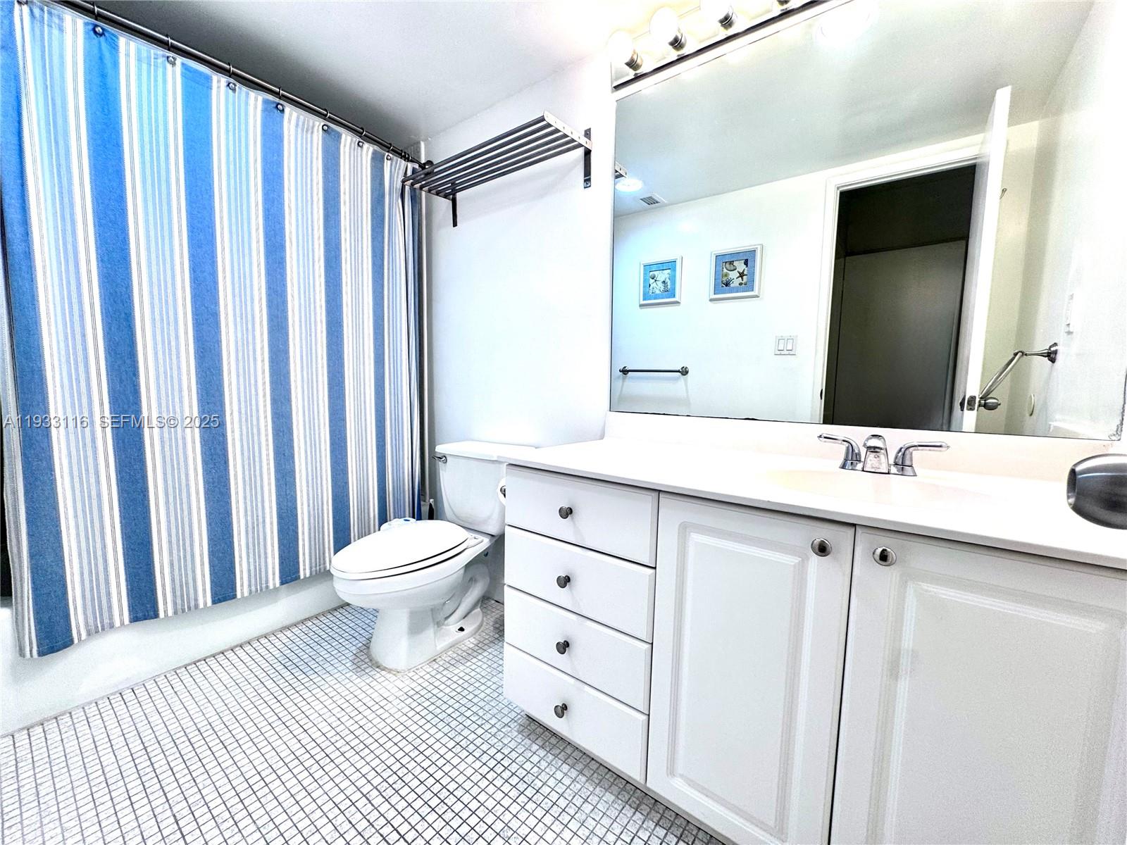 Photo of 19390 Collins Ave  #422, Sunny Isles Beach, Florida, 33160 - 