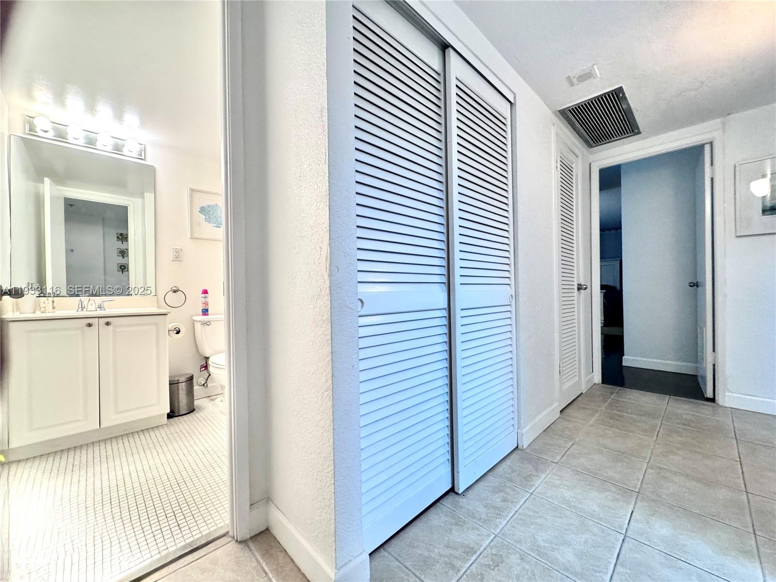 Photo of 19390 Collins Ave  #422, Sunny Isles Beach, Florida, 33160 - 