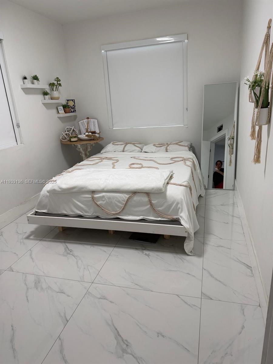   /  1337 sq. ft. $ 2025-12-19 0 Photo