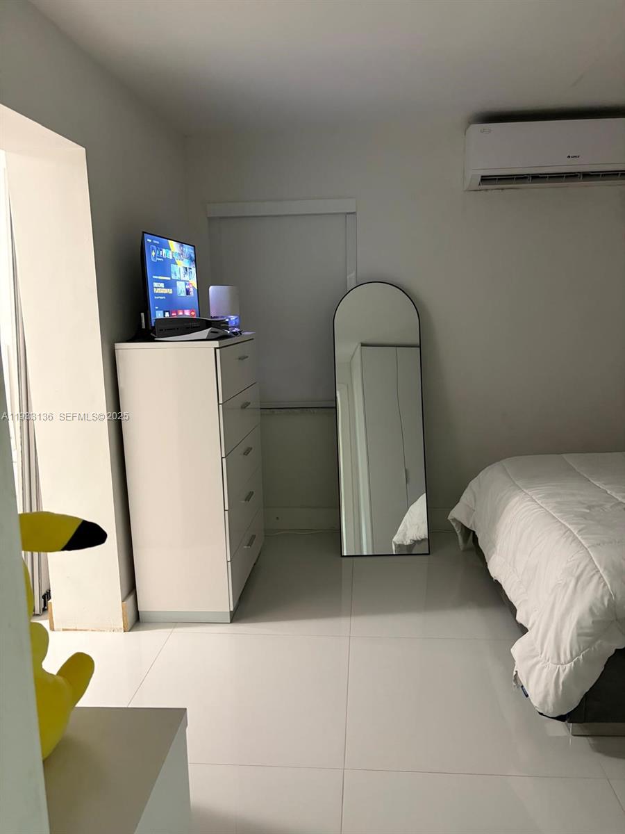   /  1337 sq. ft. $ 2025-12-19 0 Photo