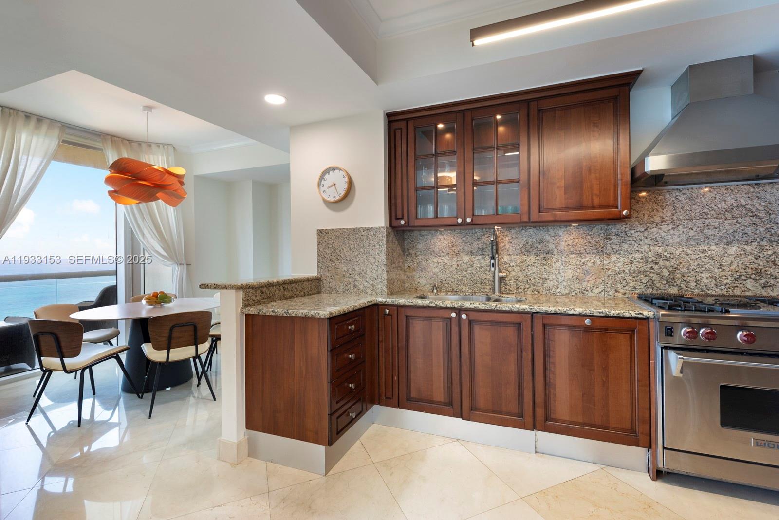 See details 2605 3 / 3 2214 sq. ft. $ 2025-12-19 0 Photo