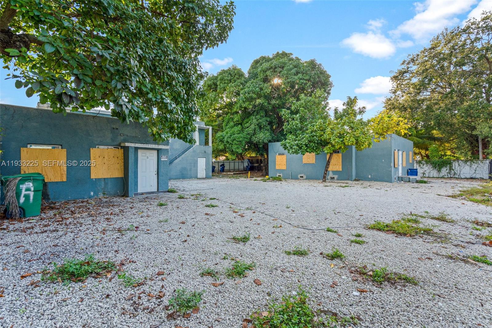   /   sq. ft. $ 2025-12-19 0 Photo