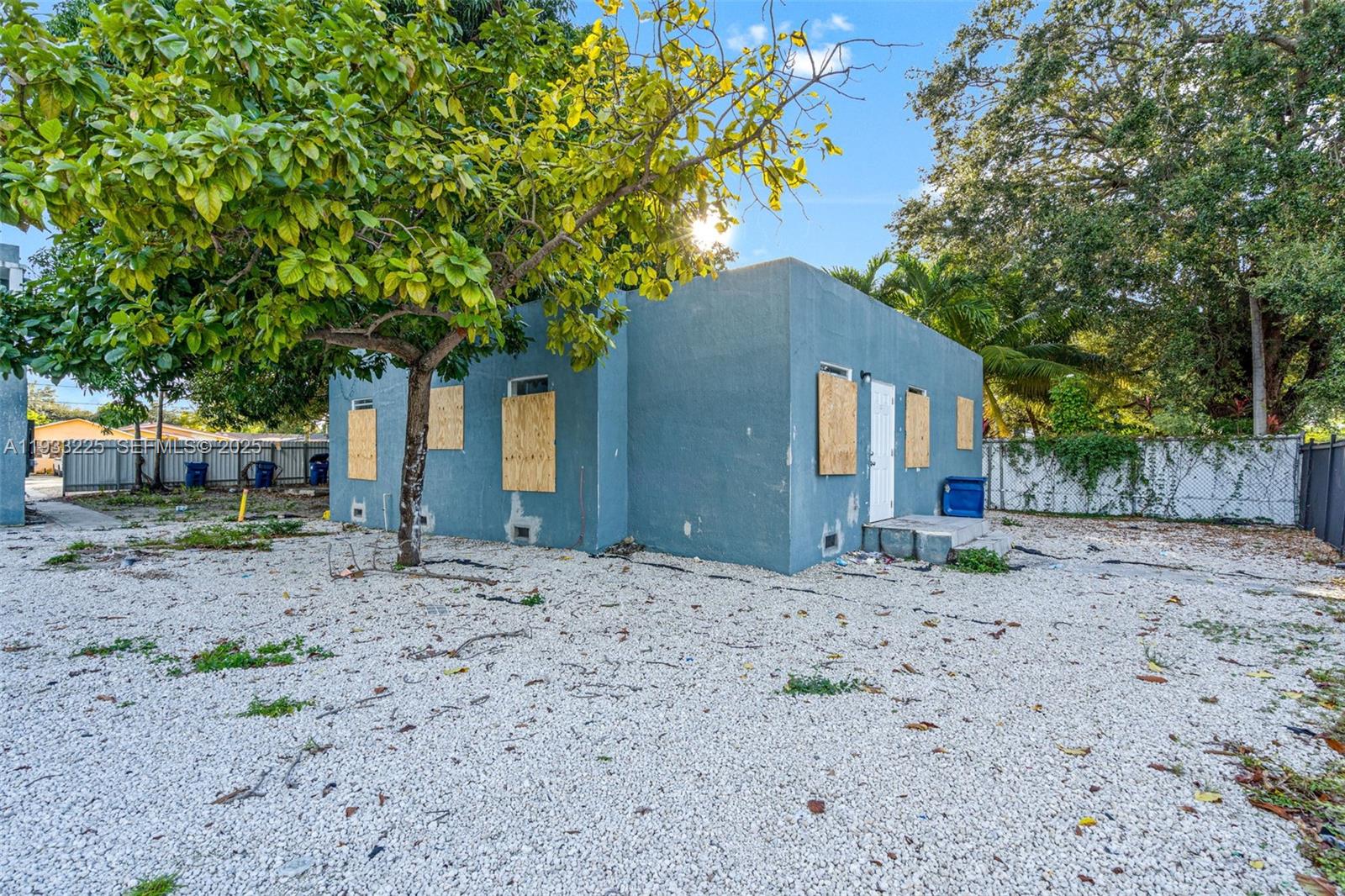   /   sq. ft. $ 2025-12-19 0 Photo