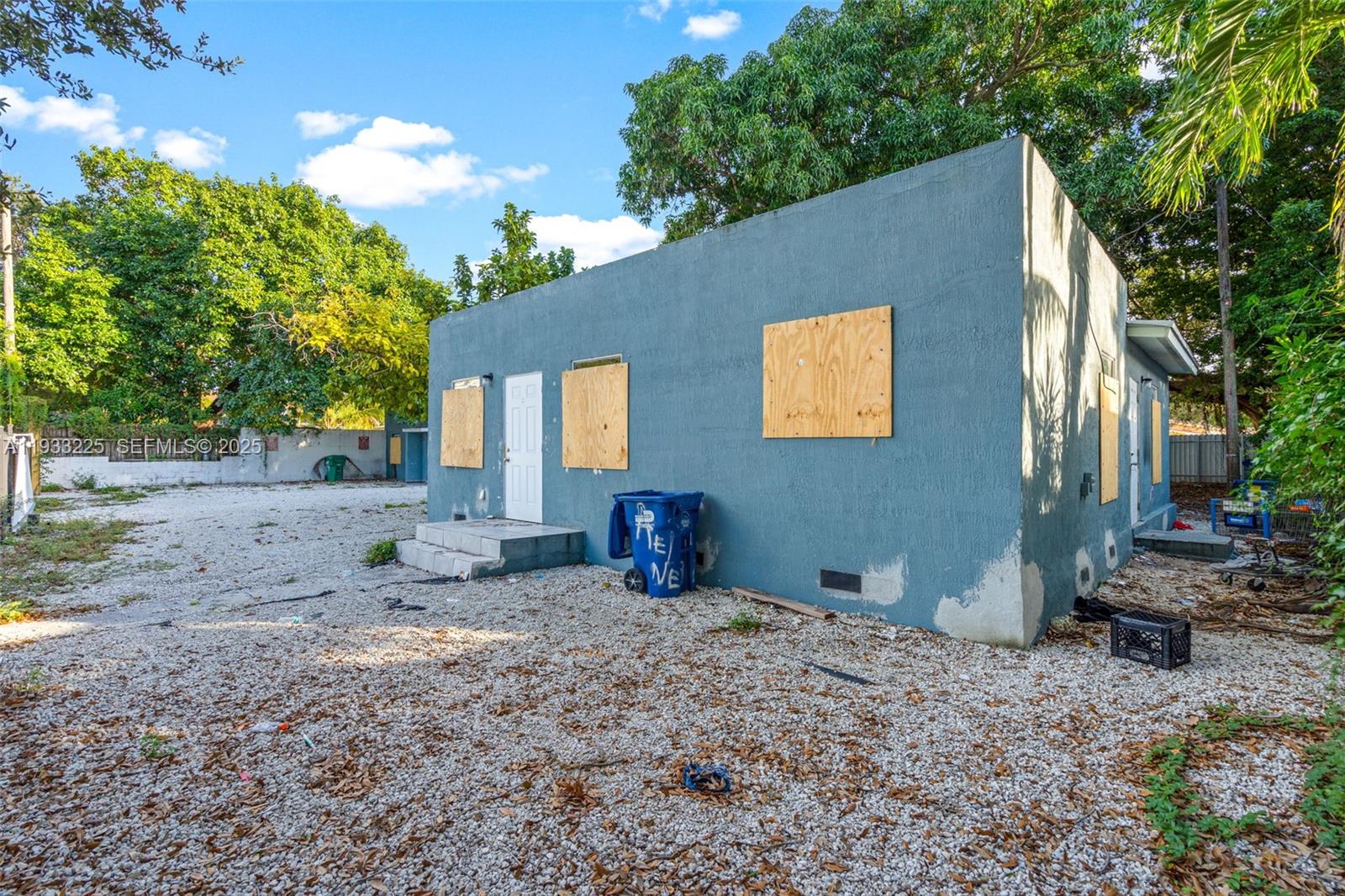   /   sq. ft. $ 2025-12-19 0 Photo