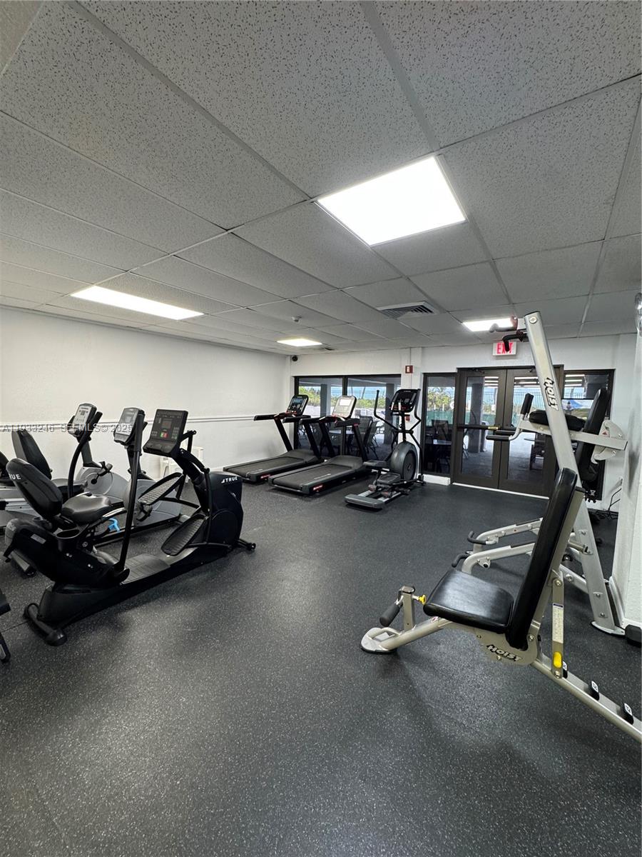 See details 20Q 3 / 3 1740 sq. ft. $ 2025-12-19 0 Photo