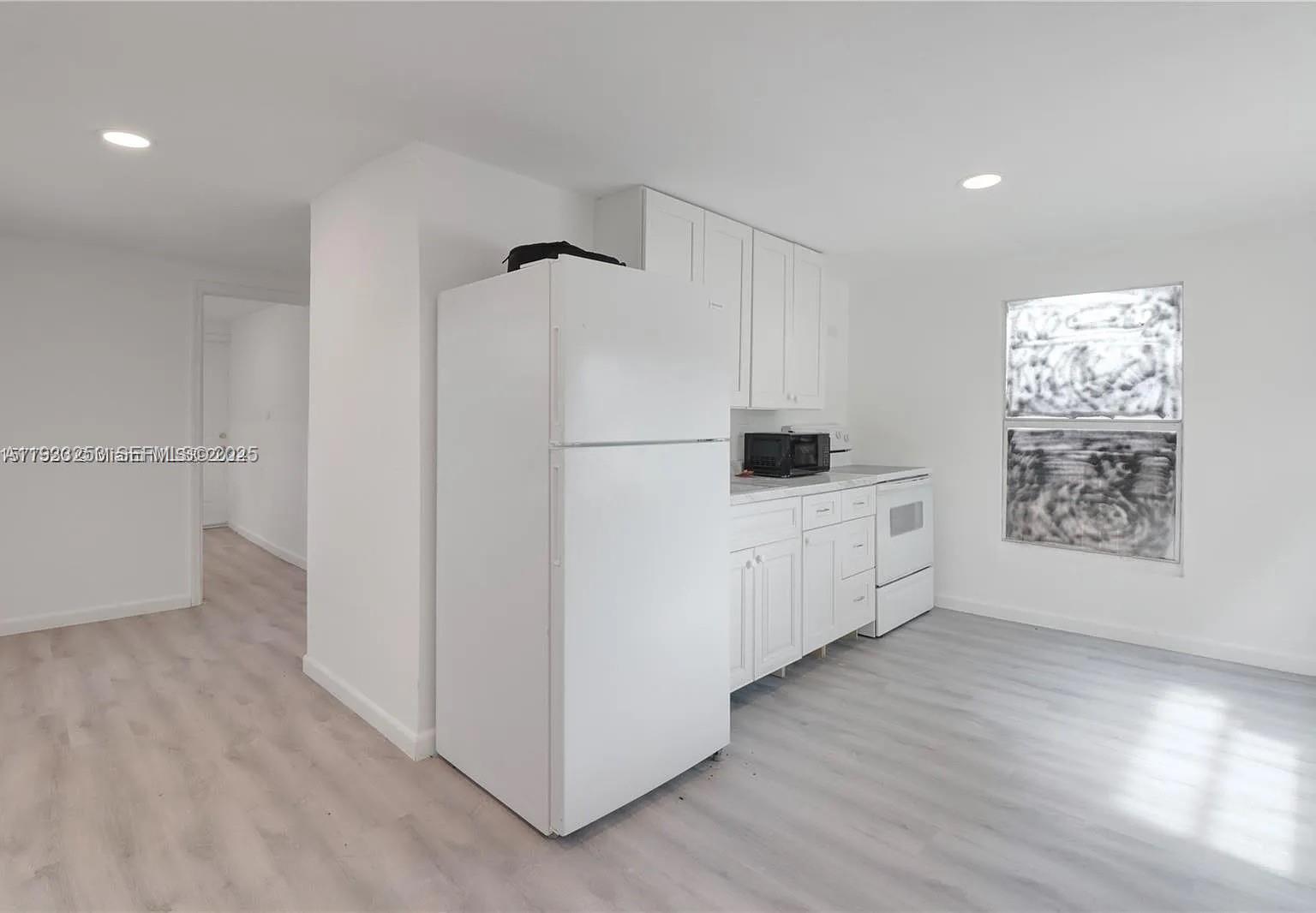   /  973 sq. ft. $ 2025-12-19 0 Photo