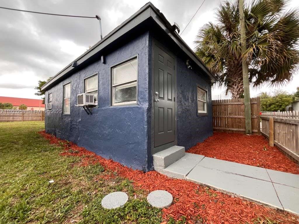   /  973 sq. ft. $ 2025-12-19 0 Photo