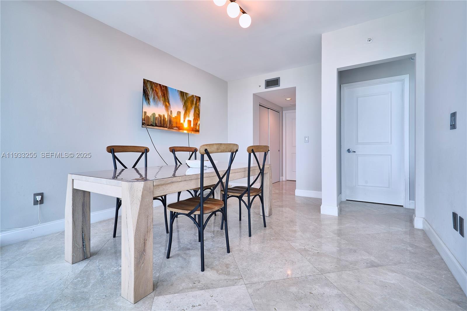 Photo of 3101 Ocean Dr  #3005, Hollywood, Florida, 33019 - 