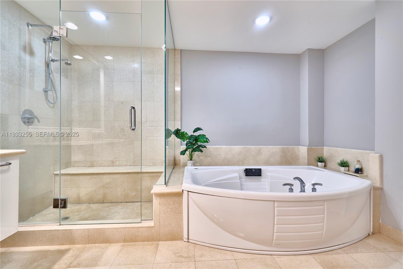 Photo of 3101 Ocean Dr  #3005, Hollywood, Florida, 33019 - 