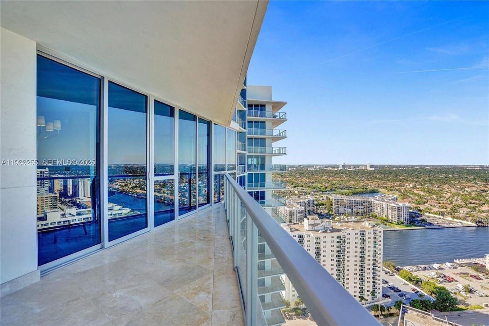 Photo of 3101 Ocean Dr  #3005, Hollywood, Florida, 33019 - 