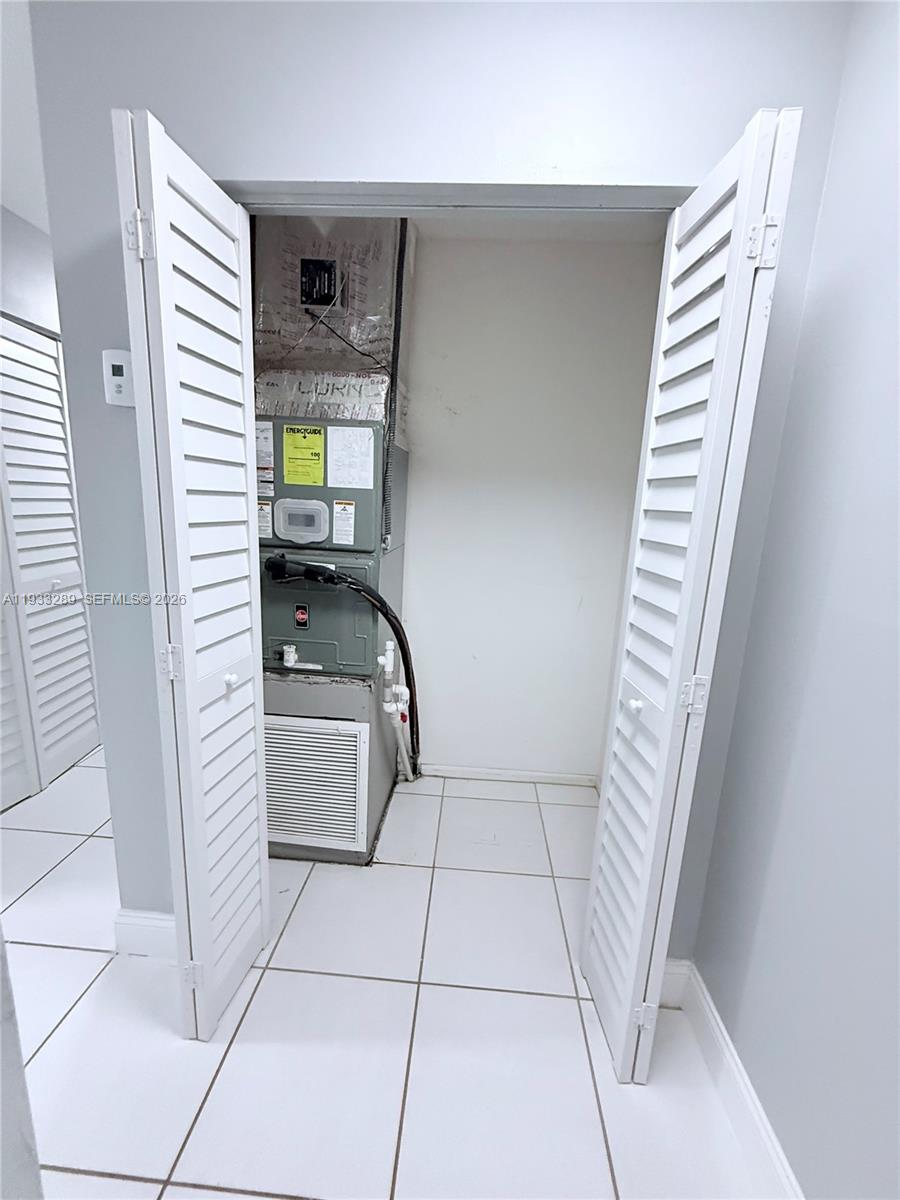 See details 1G 3 / 3 2040 sq. ft. $ 2026-04-29 0 Photo