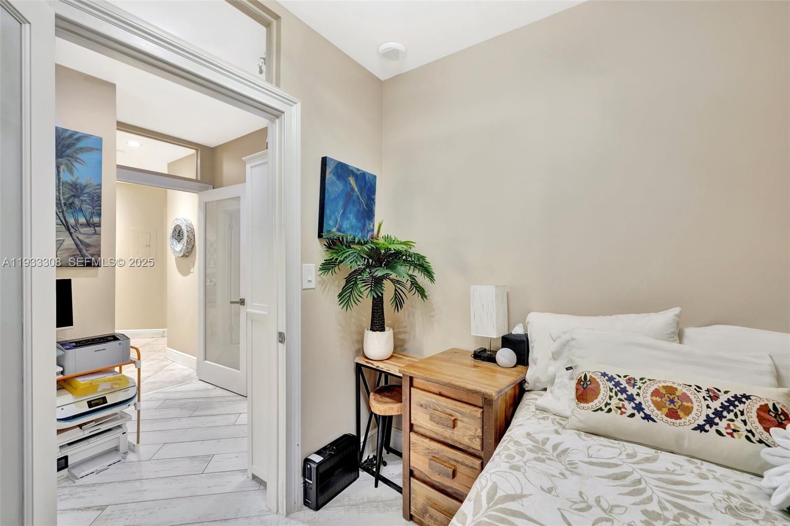 203 1 / 2 1180 sq. ft. $ 2025-12-19 0 foto